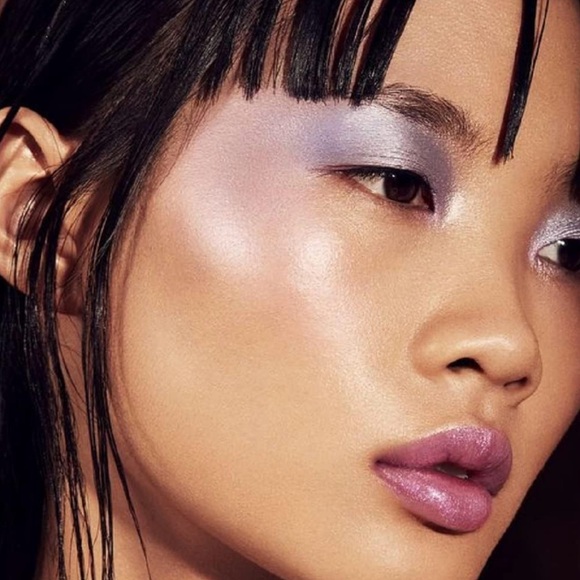 Fenty Beauty Killawatt Foil Ftrrdtyle Highlighter Duo (7daywknd/Poolside) - Picture 7 of 14